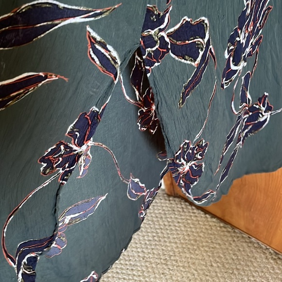 O’Neil women’s medium dress - Picture 3 of 6